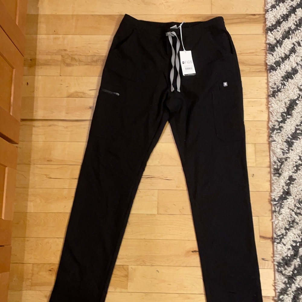 Figs NWT Black Scrub Pants